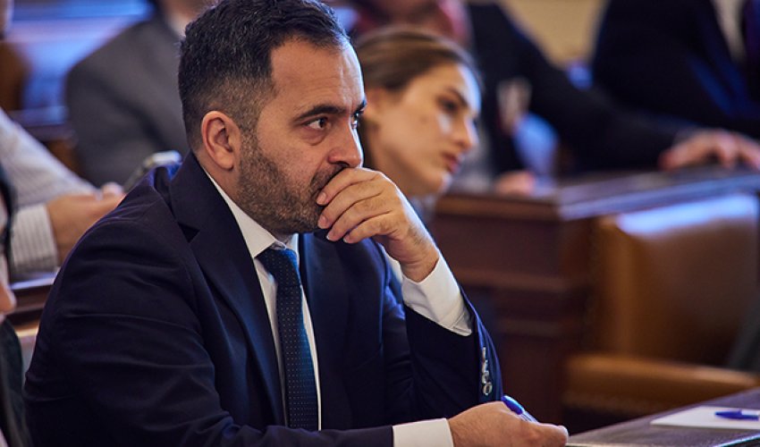 ABŞ Departamenti Hacıyevin evində axtarış aparılmasına münasibət bildirib ABŞ Departamenti Hacıyevin evində axtarış aparılmasına münasibət bildirib