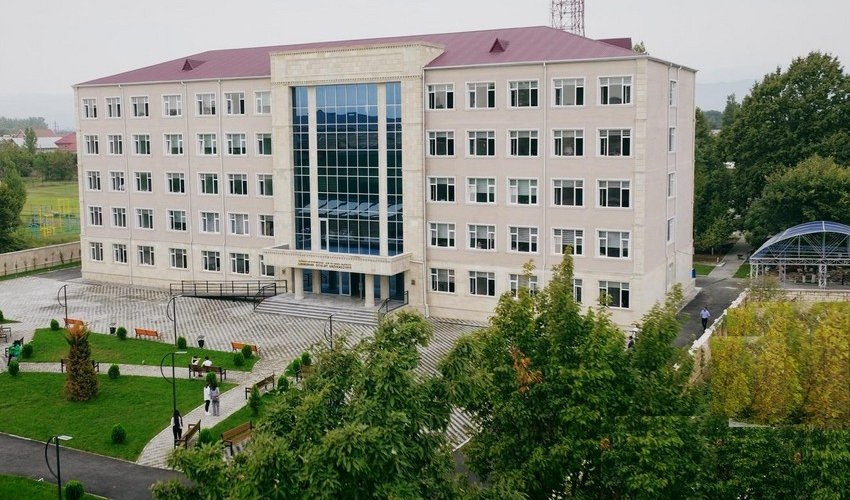 Послы стран ЕС посетили Лянкяранский Госуниверситет Послы стран ЕС посетили Лянкяранский Госуниверситет