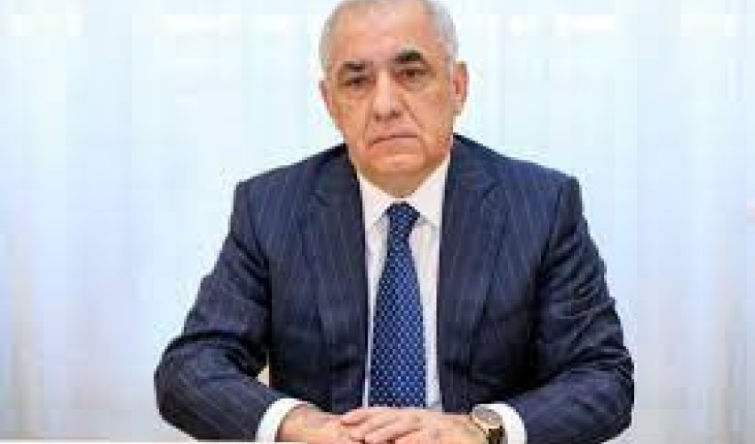 Əli Əsədov Azərbaycanda inflyasiyadan danışıb Əli Əsədov Azərbaycanda inflyasiyadan danışıb