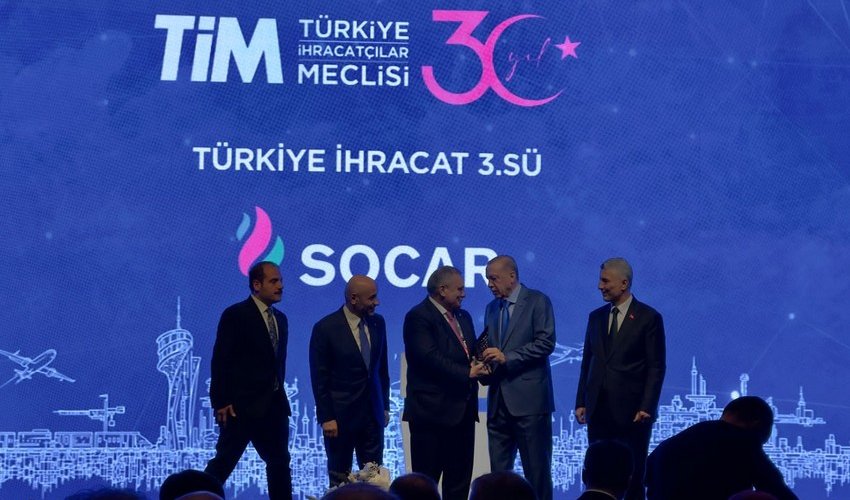 Prezident Rəcəb Tayyib Ərdoğan SOCAR-a mükafat təqdim edib