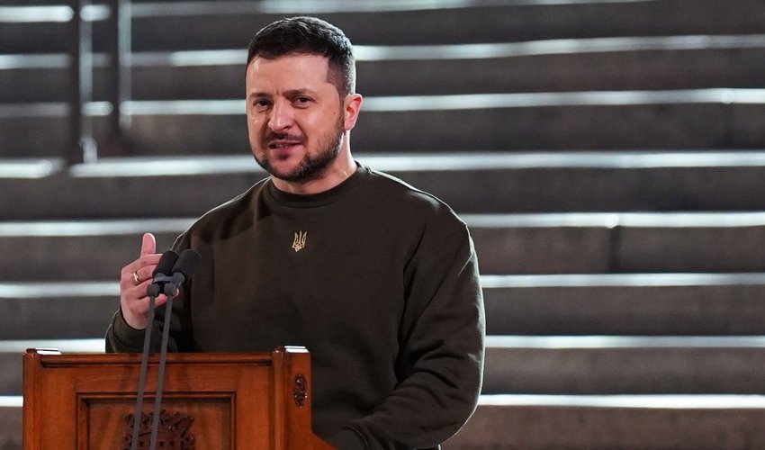 Zelenskyy: 200,000 sq km of Ukrainian territory mined by Russian forces Zelenskyy: 200,000 sq km of Ukrainian territory mined by Russian forces