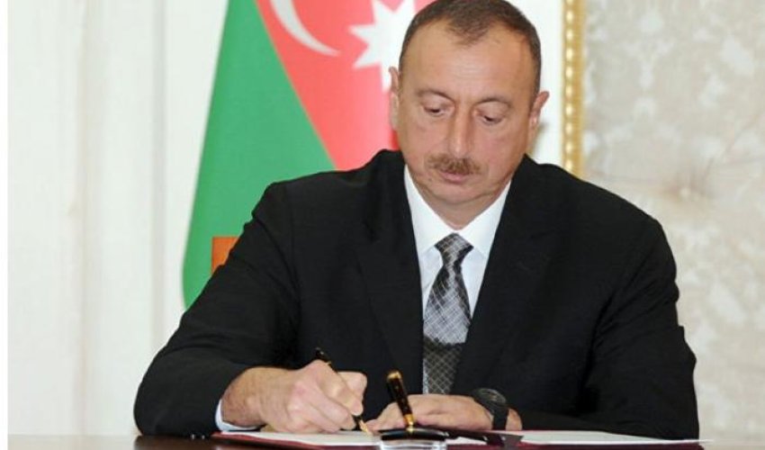 Prezident Mərkəzi Bankla bağlı Fərman imzaladı
