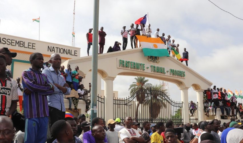 Переговоры делегации ECOWAS с мятежниками в Нигере завершились провалом - СМИ Переговоры делегации ECOWAS с мятежниками в Нигере завершились провалом - СМИ
