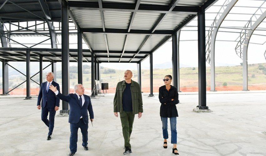Prezident Laçın aeroportunda görülən işlərlə tanış olub