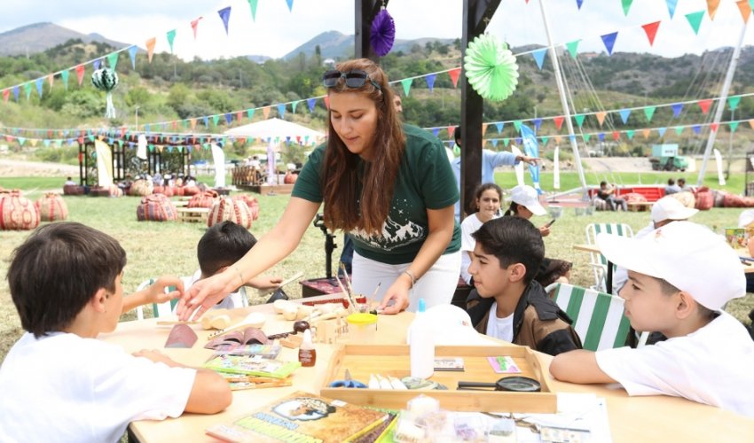 Laçında Uşaq İncəsənət Festivalının yay düşərgəsi keçirilib