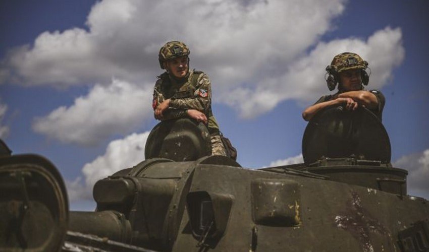 Commander of Ukrainian ground forces: Enemy trying to break through defenses Commander of Ukrainian ground forces: Enemy trying to break through defenses