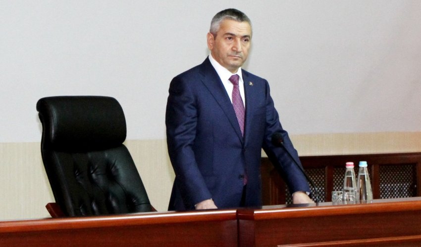 Sabiq polkovnik Nəcməddin Sadıqovu ittiham edib - MƏHKƏMƏDƏN REPORTAJ Sabiq polkovnik Nəcməddin Sadıqovu ittiham edib - MƏHKƏMƏDƏN REPORTAJ