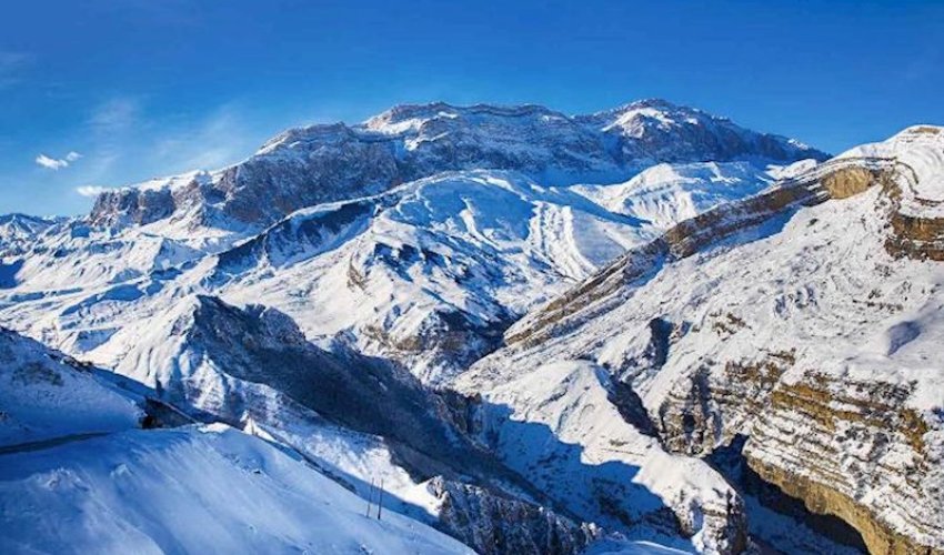 Şahdağda qar yağdı - Faktiki hava Şahdağda qar yağdı - Faktiki hava