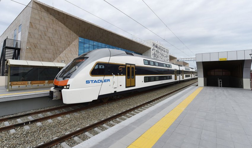 Bu gün dəmiryolçuların peşə bayramıdır