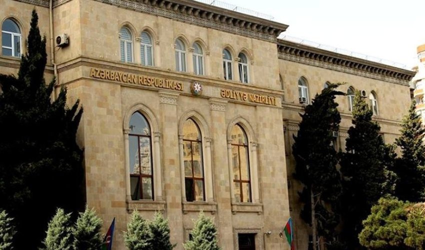 Ədliyyə Nazirliyi kompüter və avadanlıqların alınmasına 220 mindən çox pul xərcləyəcək