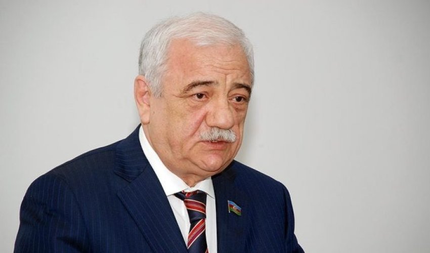 Deputat Həmkar ittifaqına ayrılan vəsaitin artırılmasını təklif edib Deputat Həmkar ittifaqına ayrılan vəsaitin artırılmasını təklif edib