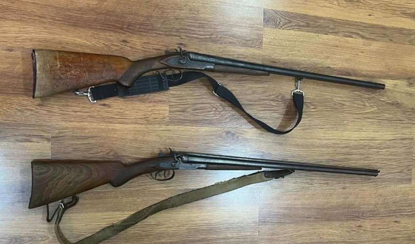 В Хачмазе добровольно сдали полиции два незарегистрированных ружья В Хачмазе добровольно сдали полиции два незарегистрированных ружья