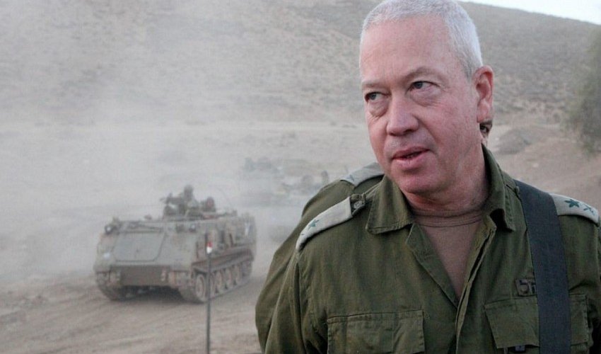 Gallant: Hezbollah has fired over 1,000 munitions at Israel since start of war Gallant: Hezbollah has fired over 1,000 munitions at Israel since start of war