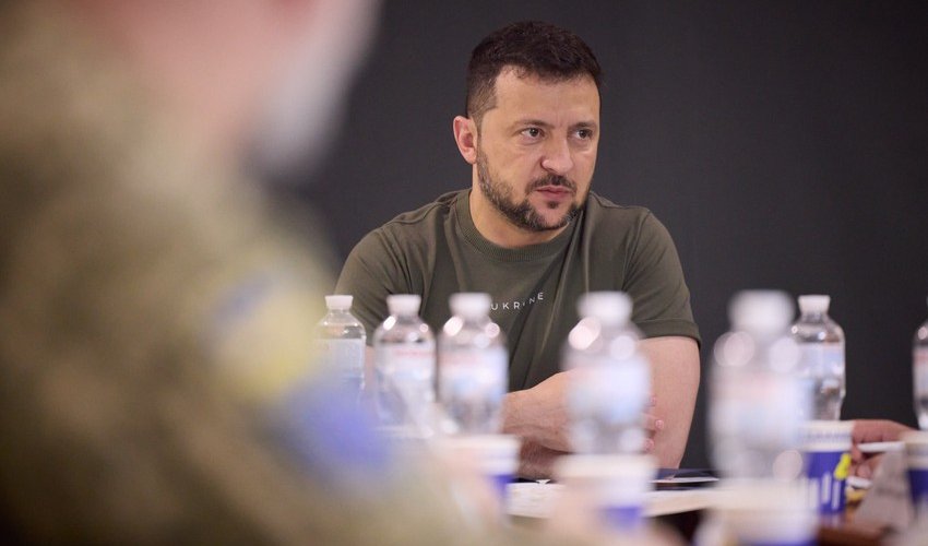 Ukraine’s Zelenskyy calls for rapid operations changes for soldiers, sacks medical commander Ukraine’s Zelenskyy calls for rapid operations changes for soldiers, sacks medical commander