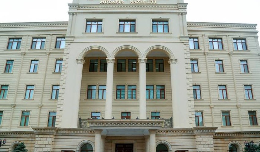 XİN və MN birgə mətbuat brifinqi keçirib XİN və MN birgə mətbuat brifinqi keçirib