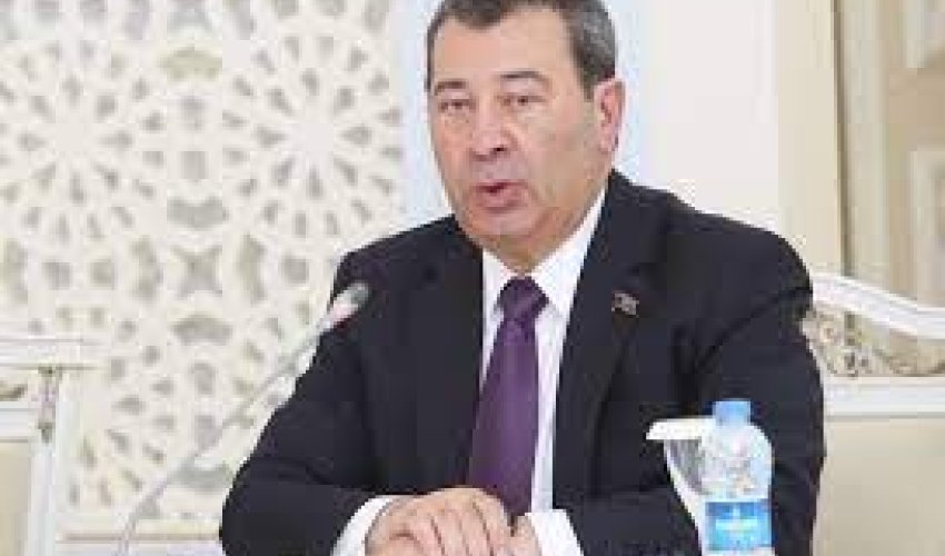 İşğalda olan biz, amma sanksiyalar da bizə qarşı olur- Səməd Seyidov