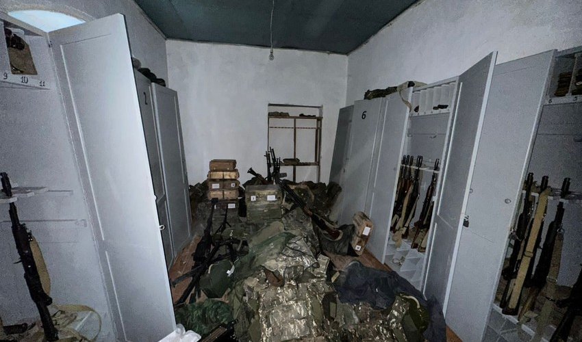 В Ходжалы в библиотеке обнаружено оружие и боеприпасы В Ходжалы в библиотеке обнаружено оружие и боеприпасы
