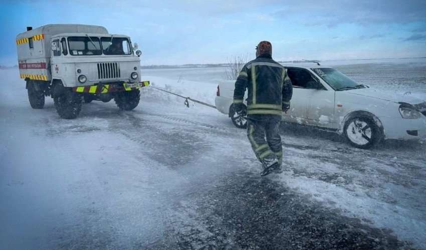 Из-за непогоды в Украине погибли 10 человек, 23 пострадали Из-за непогоды в Украине погибли 10 человек, 23 пострадали