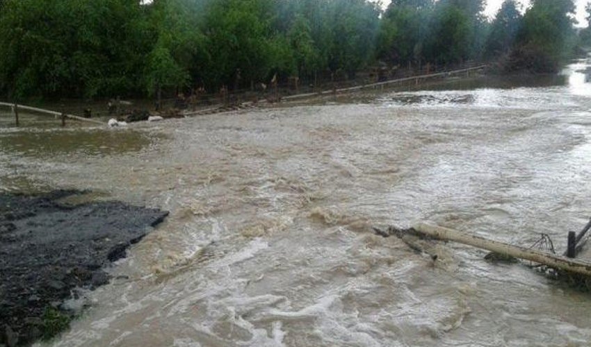 Bu yay Azərbaycanda rekord sayda sel-daşqın hadisəsi baş verib Bu yay Azərbaycanda rekord sayda sel-daşqın hadisəsi baş verib