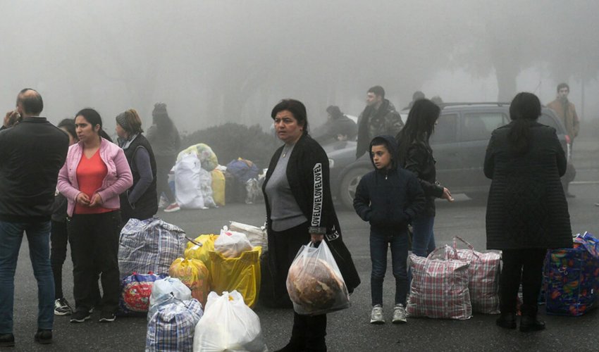 Armenians moved from Karabakh leave Armenia Armenians moved from Karabakh leave Armenia