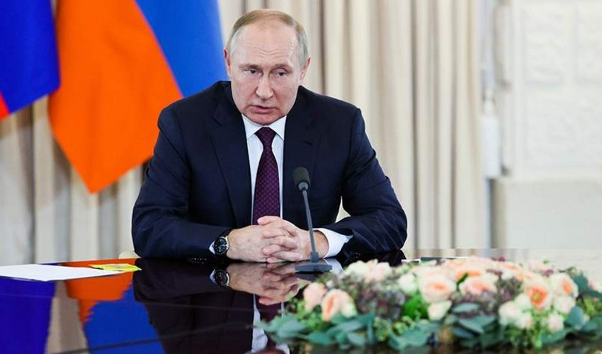 Strengthening Russia's sovereignty 'main task', Putin says Strengthening Russia's sovereignty 'main task', Putin says