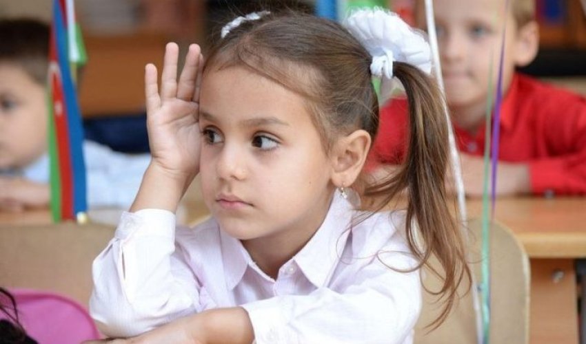 Azərbaycanda bir şagirdin təhsil xərci 1200- 7000 arası başa gəlir- Nazir