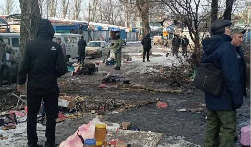 Donetskdə bazar atəşə tutulub,25 nəfər ölüb - KİV