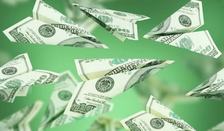 Azərbaycana xaricdən pul köçürmələri azalıb