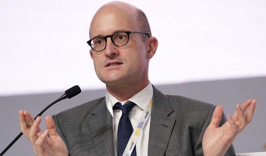IMF former chief economist: Armenia sends goods to Russia that it buys from EU IMF former chief economist: Armenia sends goods to Russia that it buys from EU