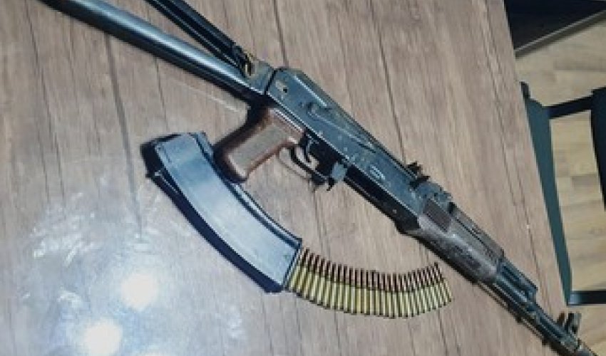 В Барде сотрудники полиции изъяли оружие и наркотики