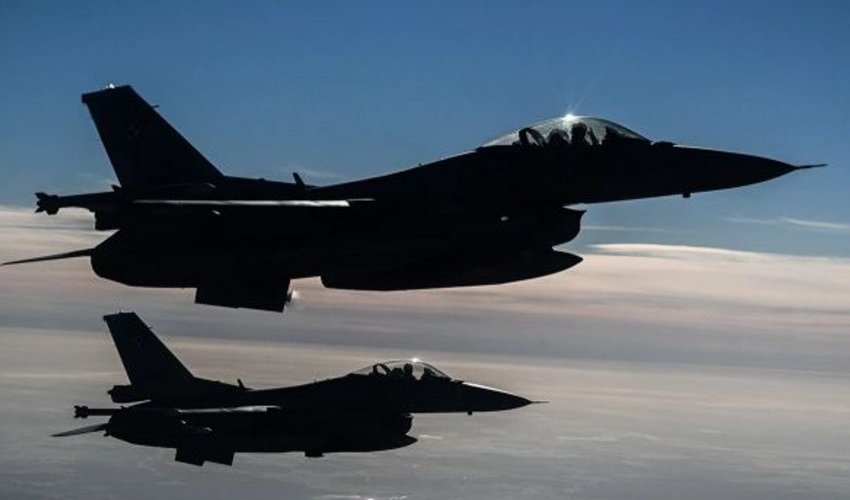 Poland activates warplanes amid Russia’s long-range aviation activity