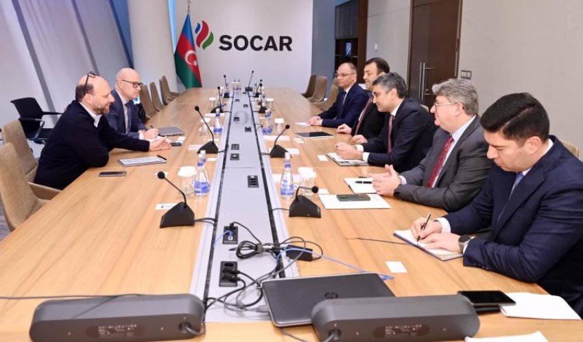 SOCAR и AD Ports Group обсудили сотрудничество по логистике нефти