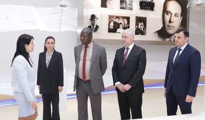 Keniya Baş prokuroru “Asan Xidmət” və “Hərbi Qənimətlər Parkı”nda olub