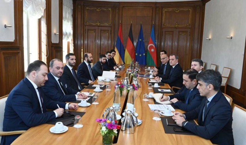 Second day of negotiations between Azerbaijani and Armenian FMs commences Second day of negotiations between Azerbaijani and Armenian FMs commences