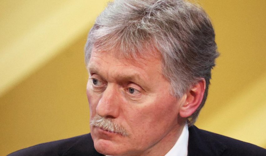 Песков назвал Макрона «радикалом» Песков назвал Макрона «радикалом»