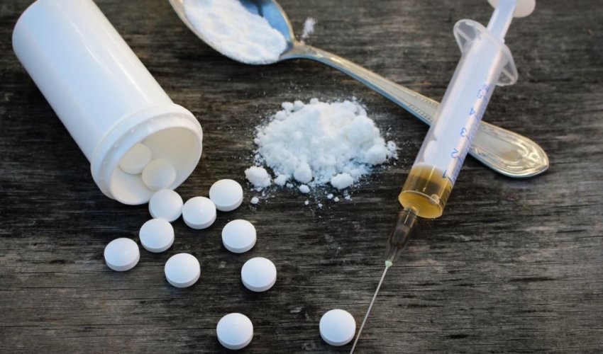 Sumqayıtda 13 yaşlı yeniyetmə narkotikdən ölüb Sumqayıtda 13 yaşlı yeniyetmə narkotikdən ölüb