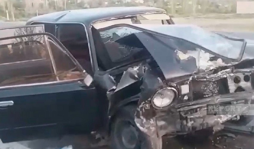 На автомагистрали Нахчыван-Шахбуз столкнулись два автомобиля, есть пострадавший На автомагистрали Нахчыван-Шахбуз столкнулись два автомобиля, есть пострадавший
