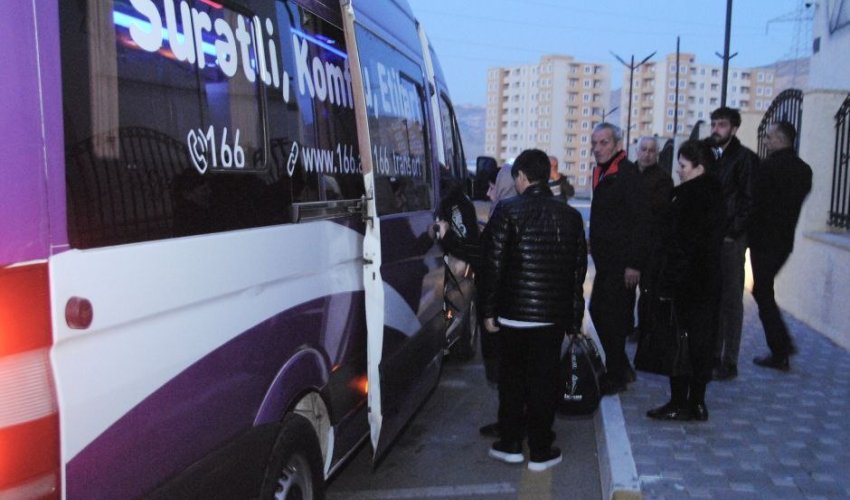 Füzuliyə növbəti 39 ailə yola salınıb Füzuliyə növbəti 39 ailə yola salınıb