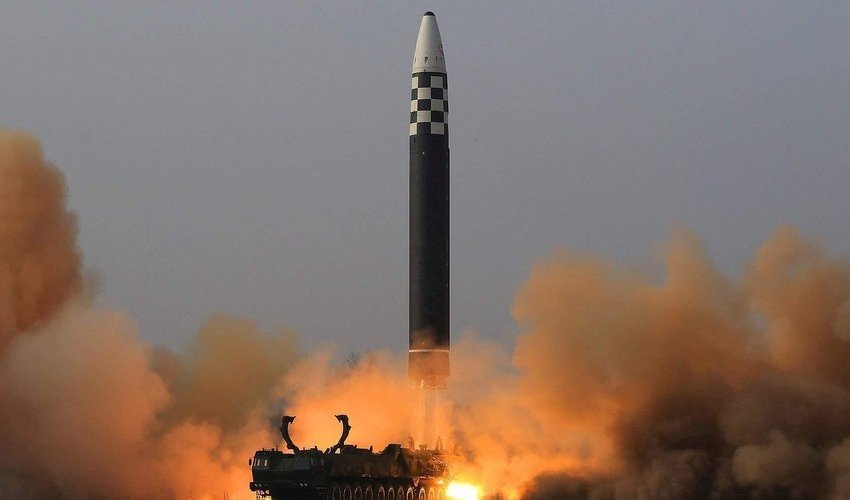 North Korean leader Kim leads rocket drills that simulate nuclear counterattack against enemies North Korean leader Kim leads rocket drills that simulate nuclear counterattack against enemies