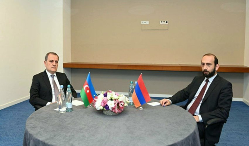 Azərbaycan və Ermənistan xarici işlər nazirləri Almatıda görüşəcək