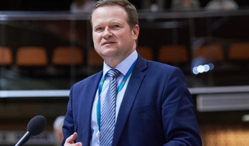 Almaniyalı deputat  Anar Məmmədlinin həbsini pisləyib