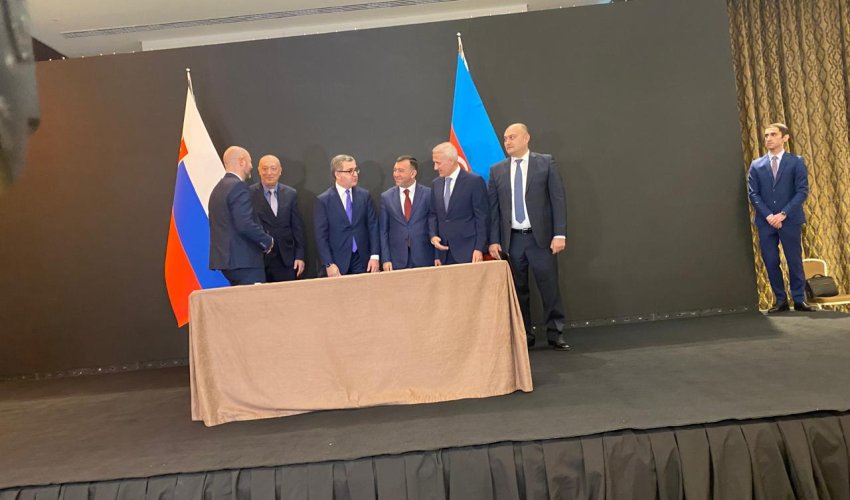 Azərbaycan-Slovakiya biznes forumunda hər iki tərəfdən 90 sahibkar iştirak edir Azərbaycan-Slovakiya biznes forumunda hər iki tərəfdən 90 sahibkar iştirak edir