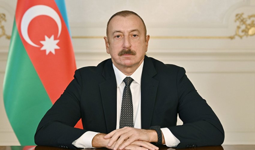 Президент Ильхам Алиев поделился публикацией в связи с жесткой посадкой вертолета с Ибрахимом Раиси Президент Ильхам Алиев поделился публикацией в связи с жесткой посадкой вертолета с Ибрахимом Раиси