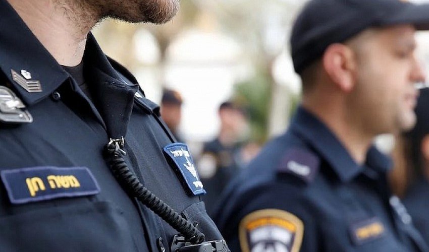 Israeli police detain 4 suspects in plotting terror attack Israeli police detain 4 suspects in plotting terror attack