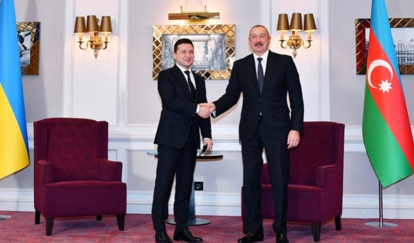 Volodymyr Zelenskyy calls President Ilham Aliyev