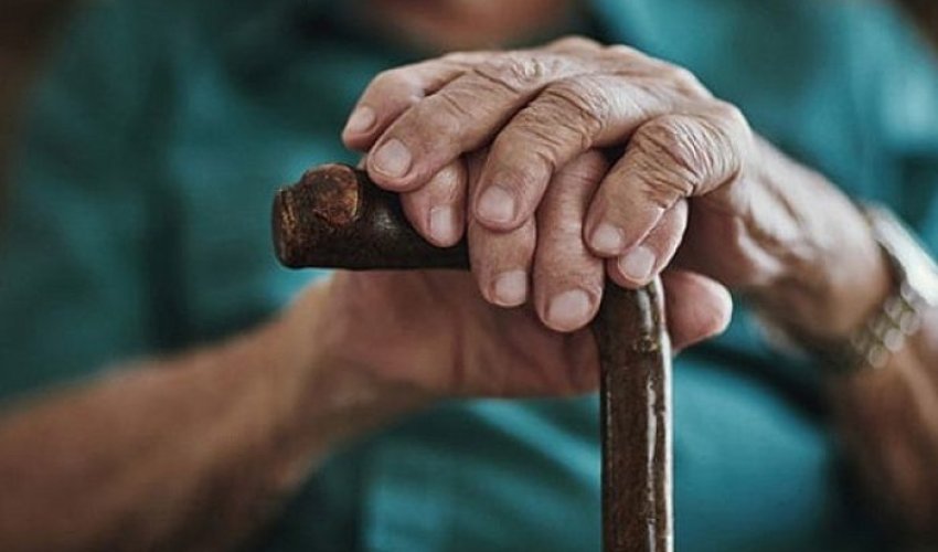 Azərbaycanda ən yaşlı qadın və kişi seçicinin adı açıqlanıb Azərbaycanda ən yaşlı qadın və kişi seçicinin adı açıqlanıb
