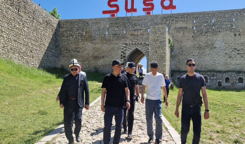 Qırğızıstan parlamentinin sədri Füzuli və Şuşaya gedib Qırğızıstan parlamentinin sədri Füzuli və Şuşaya gedib