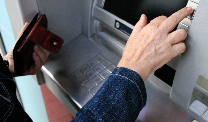 “Əmək pensiyaları haqqında” qanuna təklif edilən dəyişiklik 3-cü oxunuşda qəbul edilib “Əmək pensiyaları haqqında” qanuna təklif edilən dəyişiklik 3-cü oxunuşda qəbul edilib