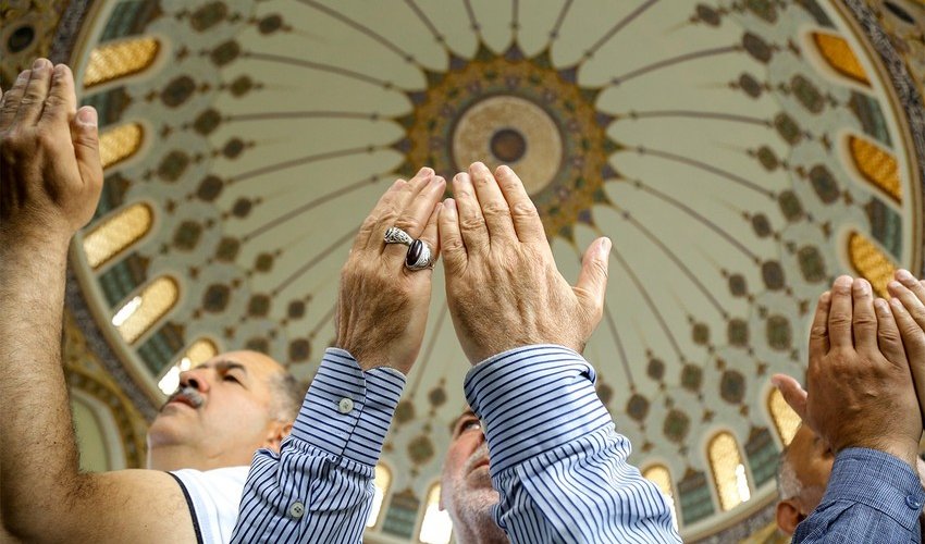 Məscidlərdə Qurban bayramı namazı iyunun 16-da qılınacaq Məscidlərdə Qurban bayramı namazı iyunun 16-da qılınacaq