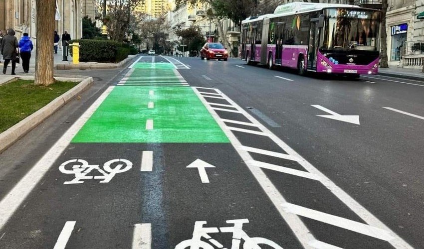Velosiped yollarında hərəkət edən digər avtomobillərin sürücüləri 100 manat cərimə ediləcək